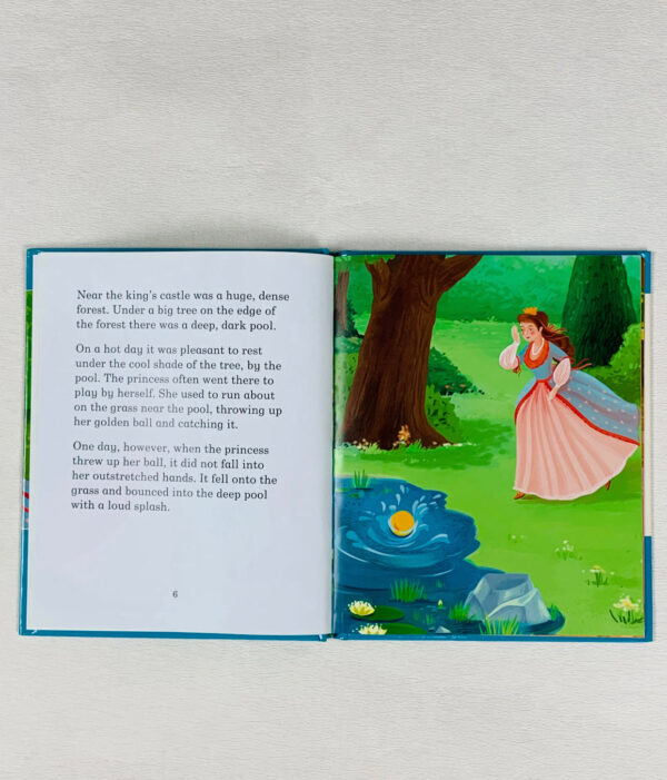 ⁦Ladybird tales _ the princess and the frog⁩ - الصورة ⁦3⁩